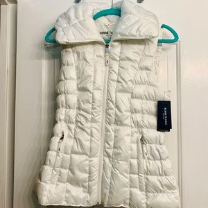 *BRAND NEW* White Puffer Vest